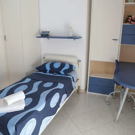 아파트 Seascape Terrace 체팔루