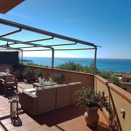 Seascape Terrace Apartment *