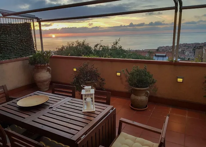 Seascape Terrace Apartment