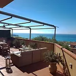 Seascape Terrace Apartamento *